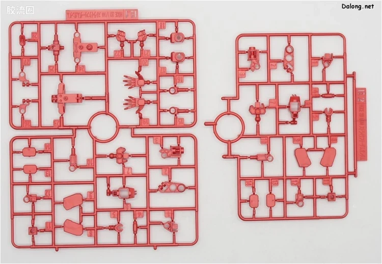 钢普拉Build 综合 HGBF 053 惊异强袭自由高达 - 图片